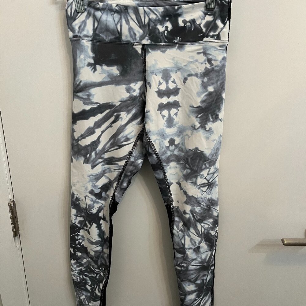 Daub & Design Medium Leggings